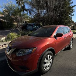 2016 Nissan Rogue – Clean Title – Low Miles – Owner Sale