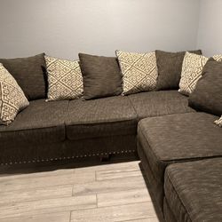 Like Brand New Sofa Set