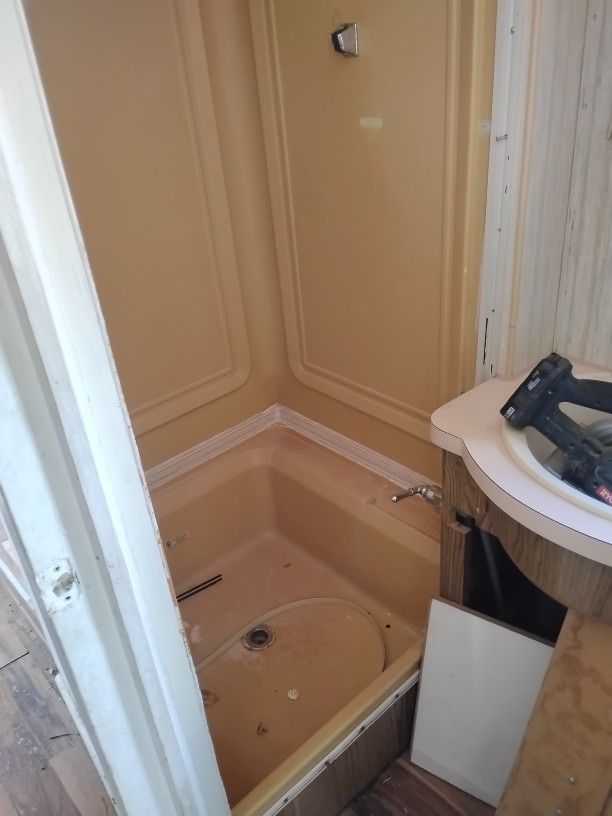 Travel Trailer Shower