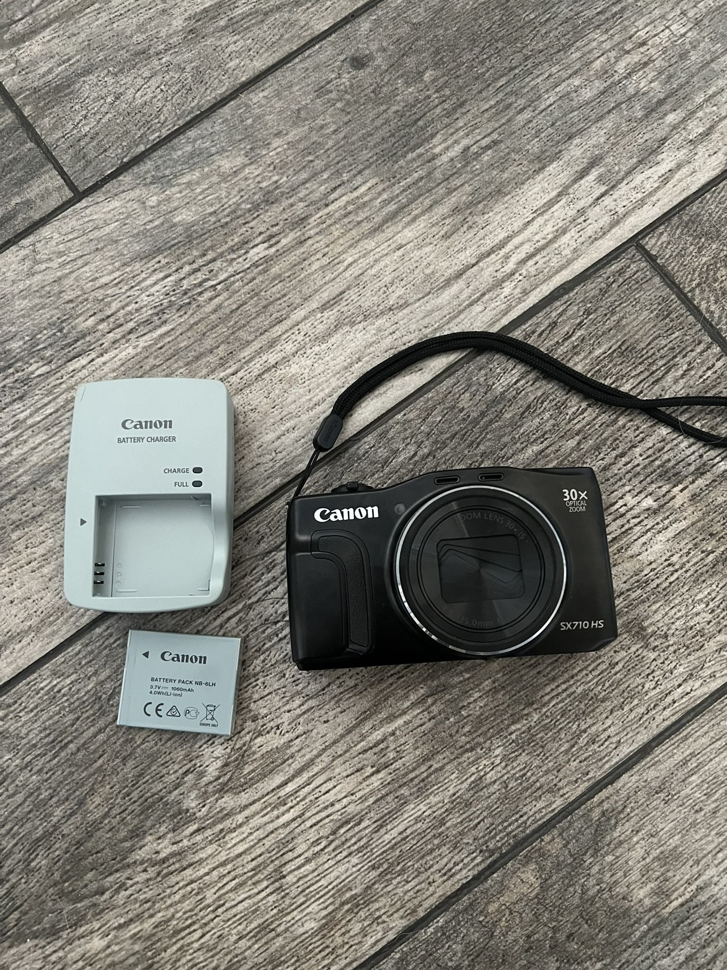 Canon PowerShot SX710 HS Camera