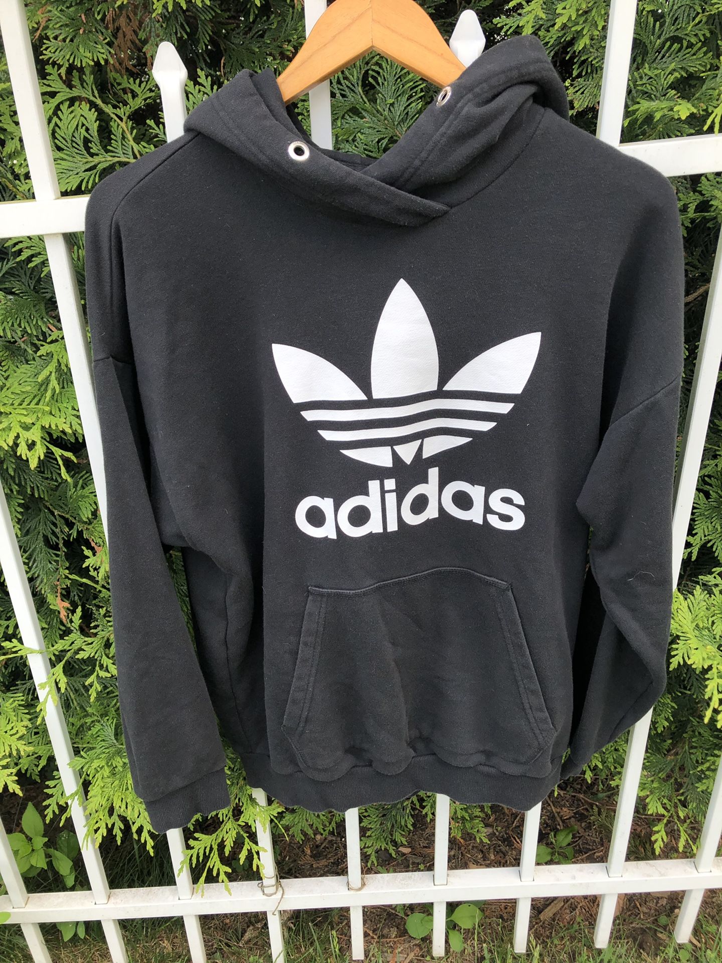 Adidas Hoodie (Medium)