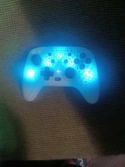 Color Changing Bluetooth Controller, Also Uses Wire