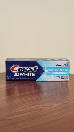 Crest 3D White Advanced Arctic Fresh Whitening Toothpaste (2.4 oz)