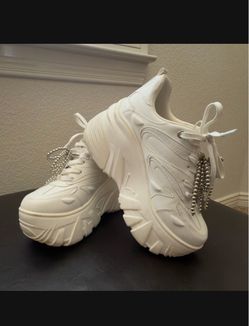 Women’s Shoes