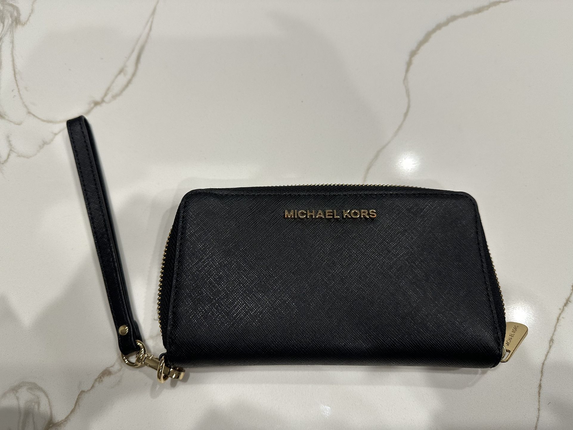 Michael Kors Wristlet
