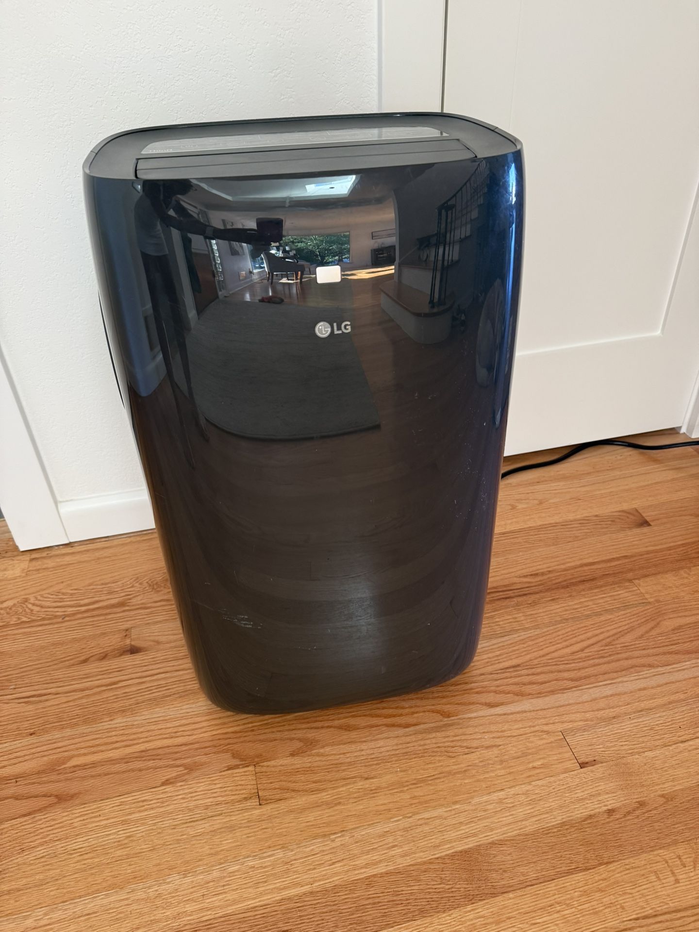 LG Portable AC Unit with Remote Control