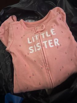 FREE BABY GIRL 👧 CLOTHES SIZE 6 TO 9 MONTHS