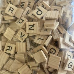 500 Scrabble Game Tiles for Crafting or whatever!