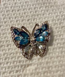 10k butterfly pendant
