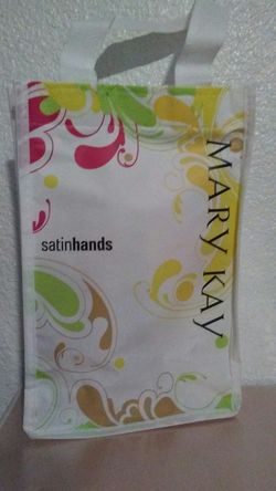 Mary Kay Satin Hands new