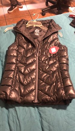 Women’s vest 100% polyesters size small