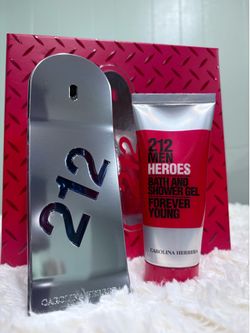Carolina Herrera 212 Men Heroes Forever Young Perfume Gift Set