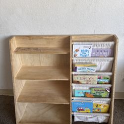 Wooden Bookshelf w Book Storage