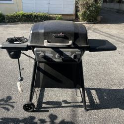 4 Burner Grill W/ Cover Included