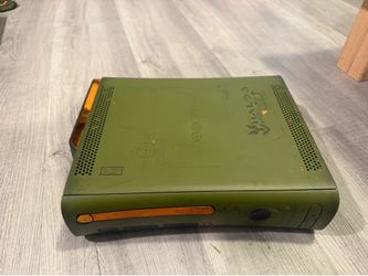Xbox 360 halo special edition console