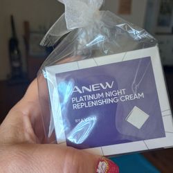 Anew Platinum De Noche