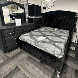 Tufted Bed Frames