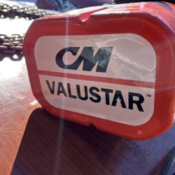 CM VALUSTAR 1/2 Ton Electric Hoist