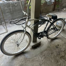 Schwinn Beach Cruiser