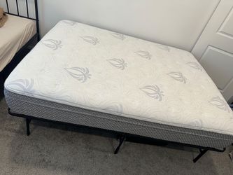 Full size bed and metal frame