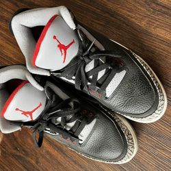 Nike Jordan 3 Size 10 US M