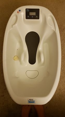 Baby bathtub