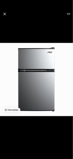Arctic King Mini Fridge