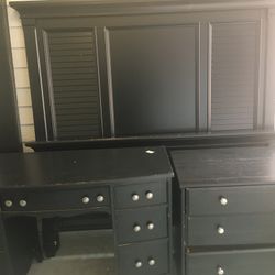 Queen Bedroom Set With Desk