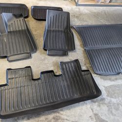 Tesla model Y All Weather Floor Mats