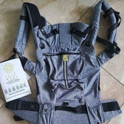 Lille Baby 6 Position Baby Carrier