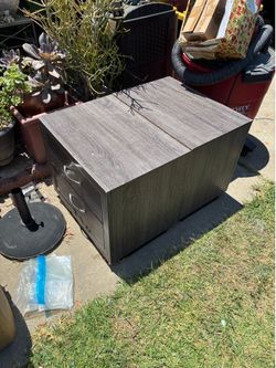2 modern styled drawers