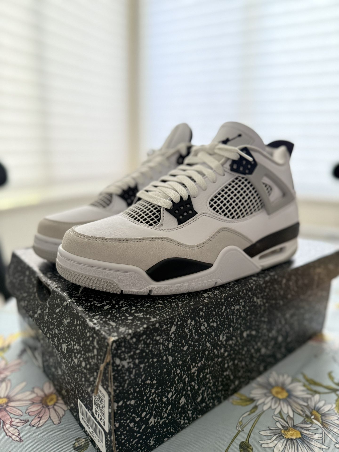 jordan retro 4 military black