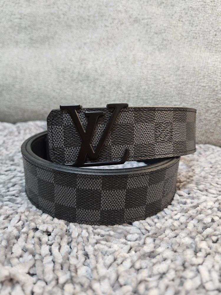 Louis Vuitton Mens Black Checkered Belt