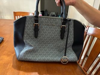 Michael khors bag
