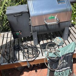 Pellet Grill barbecue GMG plus bag of pellets