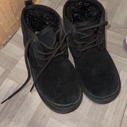 Black Uggs Unisex