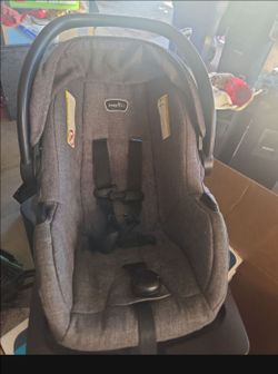 Evenflo Infant Car Seat