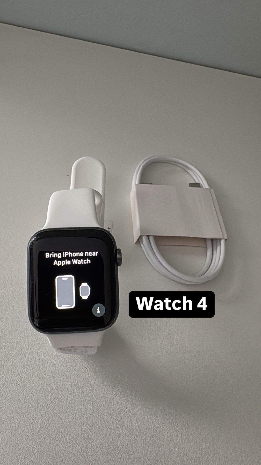 Apple Watch Series 4 Cellular! Like New!