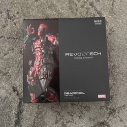 Amazing Yamaguchi Revoltech Deadpool version 2.5
