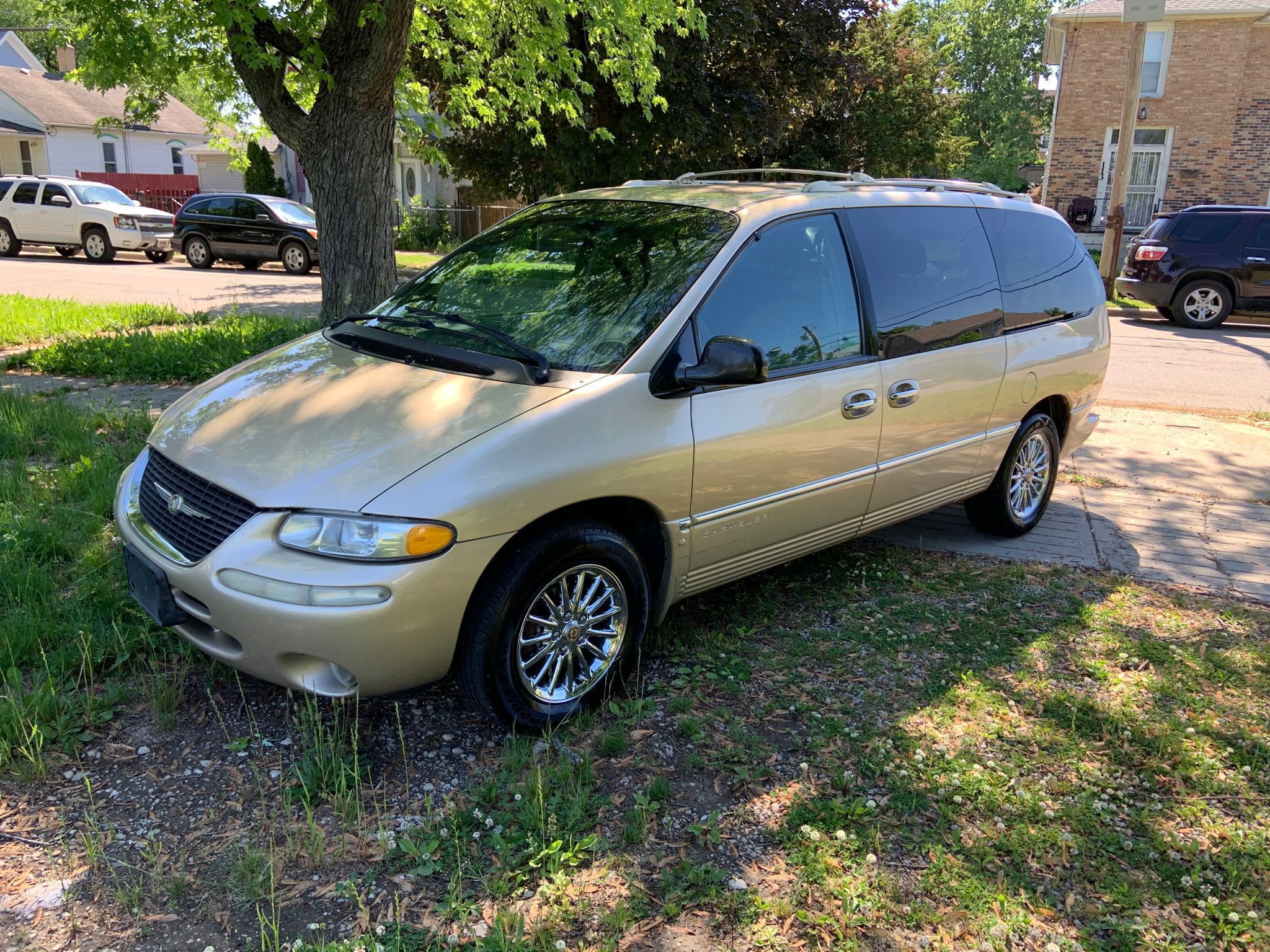 Photo 2000 Chrysler Town Country