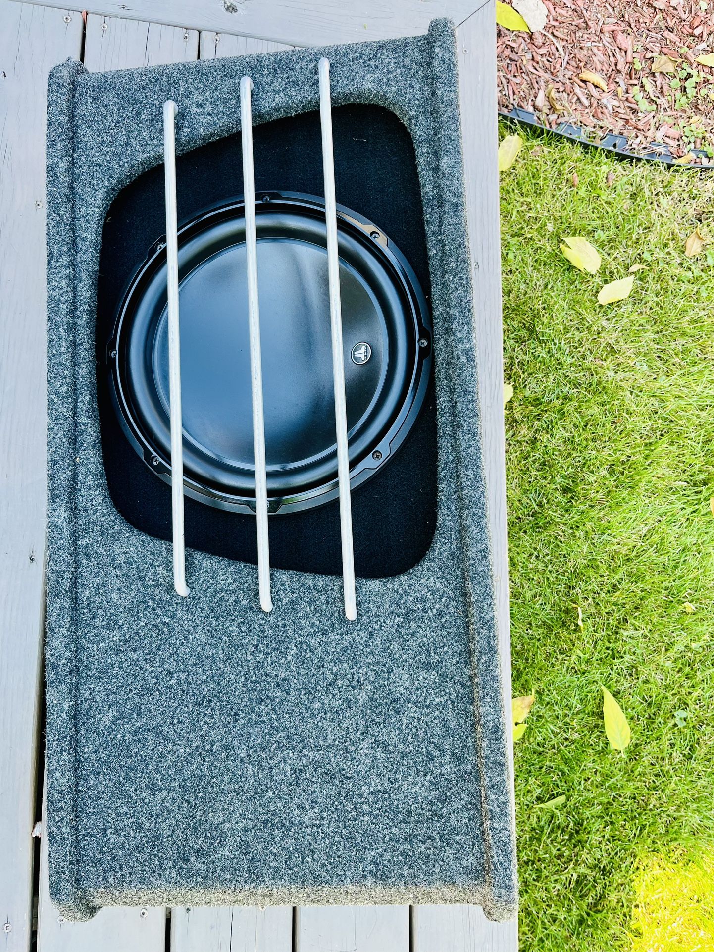 Jl Audio 12w3v3.  250$$$$