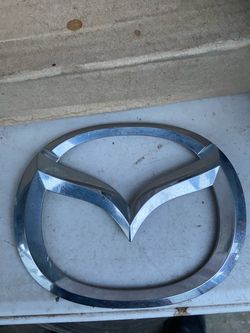 Mazda emblem