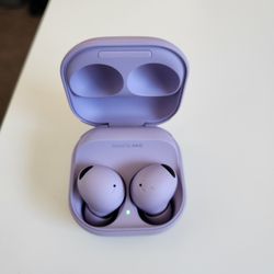 Lavendar Galaxy Bud 2 PRO