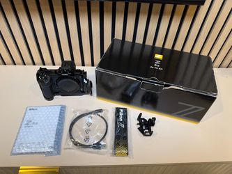 Nikon Z6ii body and cage