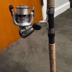 Diawa spinning reel fishing rod for Sale in Lindenhurst, NY - OfferUp