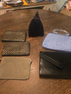 Clutch purses
