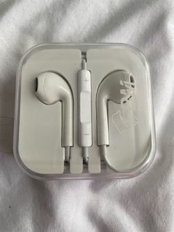 Ear phone