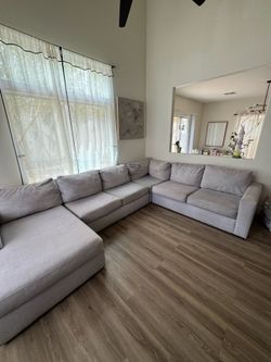 Sectional couch