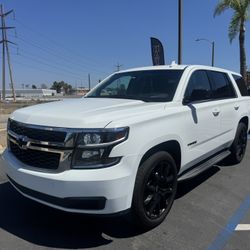 2019 Chevrolet Tahoe LT 5.3 V8 4dr 3rd Row Seats Low miles!
