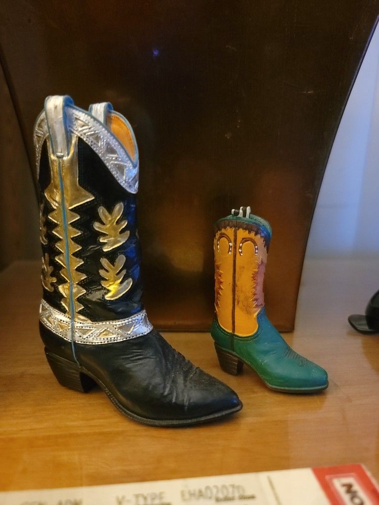 Mini Boots